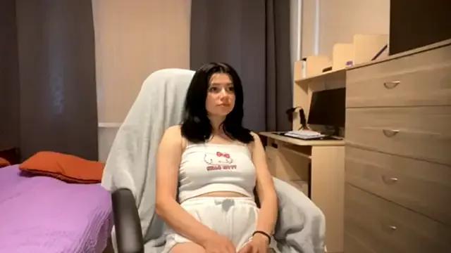 MiaFavoriteHottie from StripChat is Freechat
