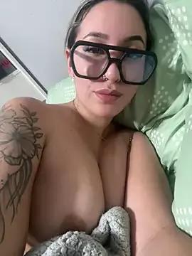 miagarcia250 from StripChat is Freechat