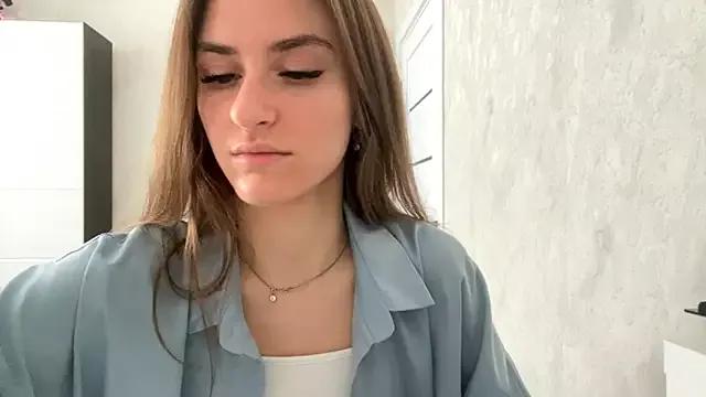 miainheat from StripChat