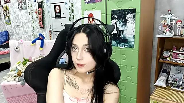 MiaJuiceee from StripChat is Freechat