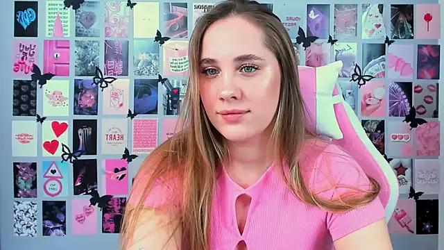 MiaMilas from StripChat