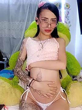 MiaMonrooe__ from StripChat is Freechat