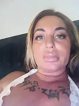 MiaMooly from StripChat