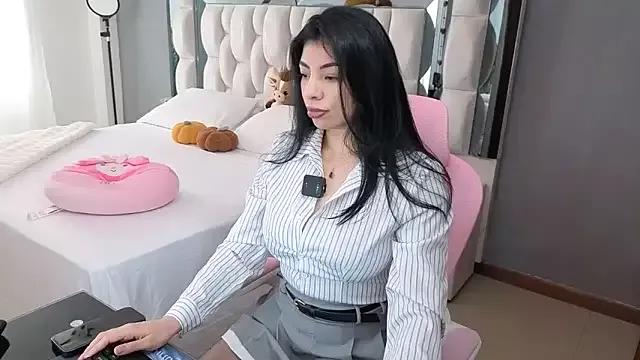 Miaparkerss_ from StripChat is Freechat
