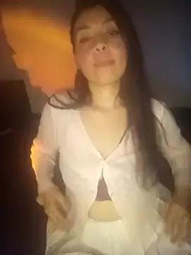 miarosse22 from StripChat is Freechat