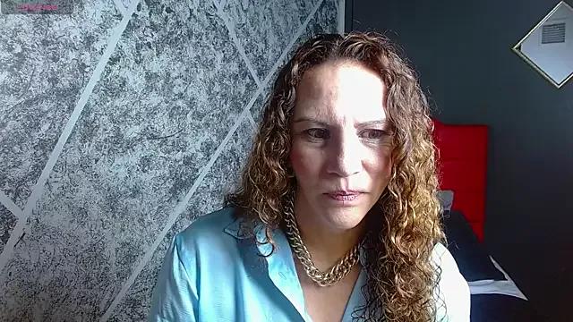 MiaVelvett_ from StripChat is Freechat