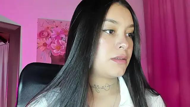 miawhite_x1 from StripChat is Freechat