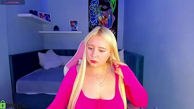 Michele_Williams from StripChat is Freechat
