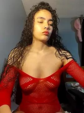 Michell_bunny from StripChat is Freechat