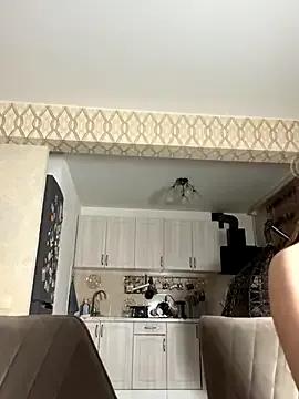 Michelle_Angel_Paradise from StripChat is Freechat