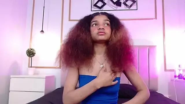 MichelleLebron from StripChat is Freechat