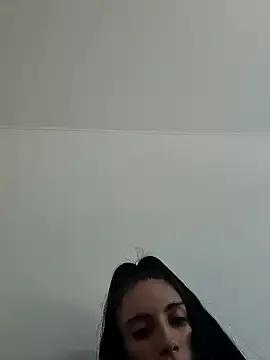 Michou02xXx from StripChat is Freechat