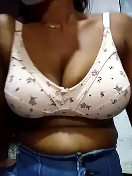MickMicky from StripChat is Freechat