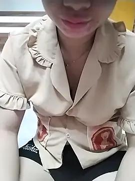 Mie_rose from StripChat is Freechat