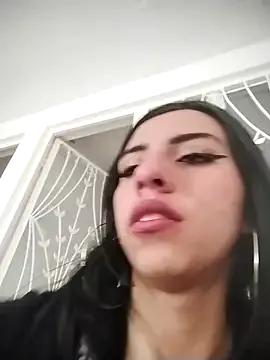 Miha_sophia from StripChat is Freechat