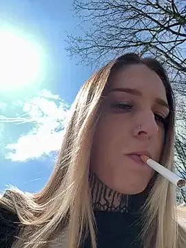 Miia_Lynn from StripChat