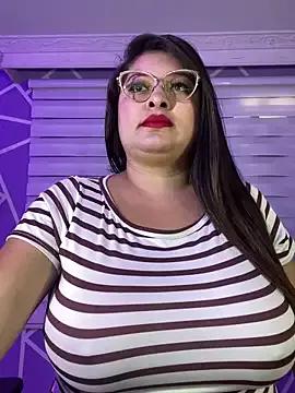 MiiaaJoness from StripChat