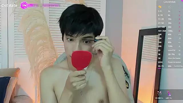 miilo_wolf from StripChat is Freechat