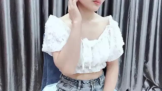 Miixue3 from StripChat