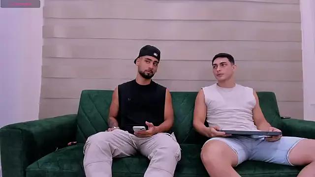 mike_friends from StripChat is Freechat