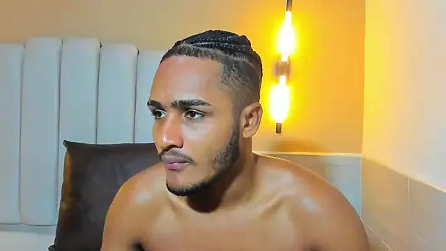 Mike_Jhonsonn from StripChat is Freechat