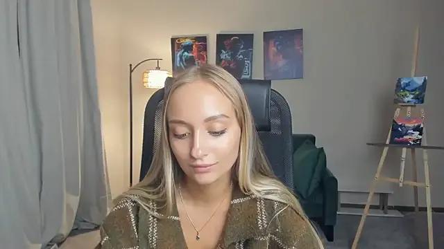 Try our streaming cams variety and talk on a personal level with our adorable girls streamers, showing off their bountiful shapes and dildos.