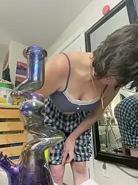 mikittyy from StripChat