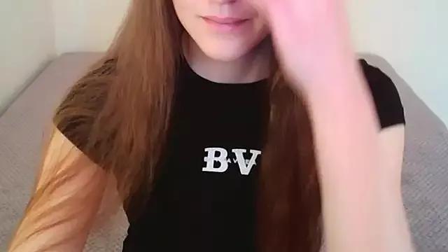 MikkiRay from StripChat