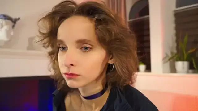 MikkyMoony from StripChat