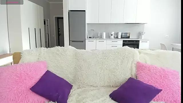 Mila_killa from StripChat is Freechat