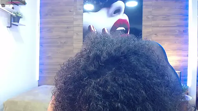 Mila_lock from StripChat is Freechat