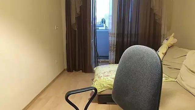 Mila_Redd from StripChat is Freechat