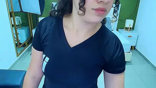 Try our streaming cams variety and talk on a personal level with our adorable girls streamers, showing off their bountiful shapes and dildos.