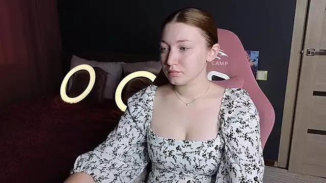 Try our streaming cams variety and talk on a personal level with our adorable girls streamers, showing off their bountiful shapes and dildos.