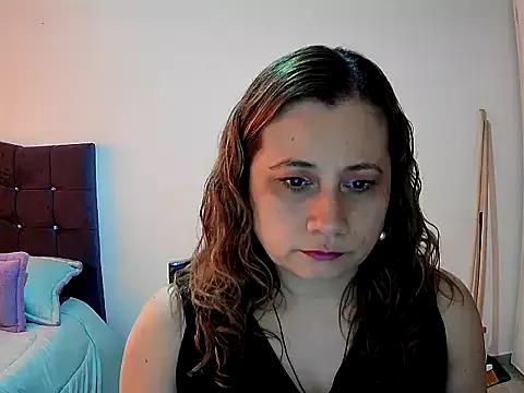 milagros_latina75 from StripChat is Freechat