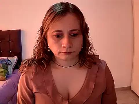 milagros_latina75 from StripChat is Freechat