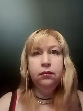 MilanaRos from StripChat is Freechat