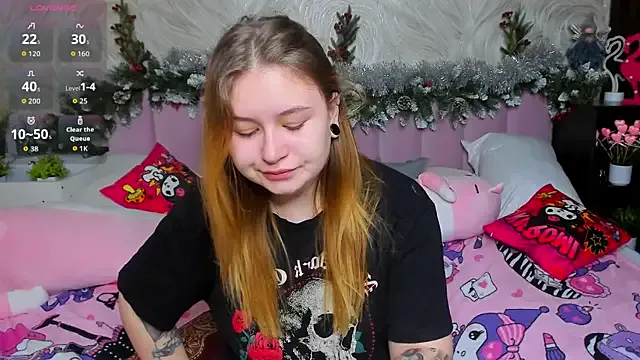 Try our streaming cams variety and talk on a personal level with our adorable girls streamers, showing off their bountiful shapes and dildos.