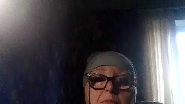 Milaniya606 from StripChat is Freechat