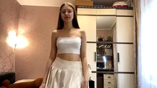MilaShyGirl from StripChat is Freechat