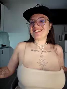 Mileena_Wins from StripChat is Freechat