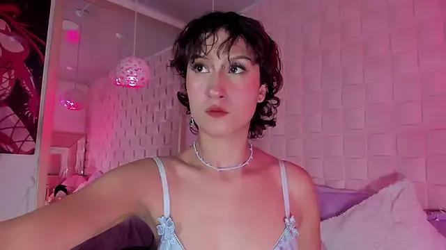 Milenaa_Saenz from StripChat