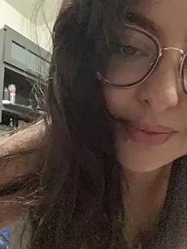MileyGia from StripChat is Freechat