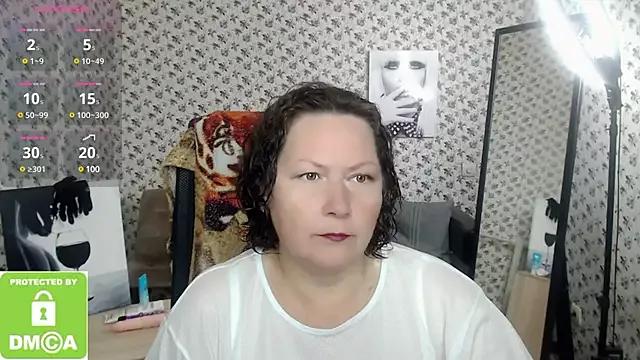 milf_hornys from StripChat is Freechat