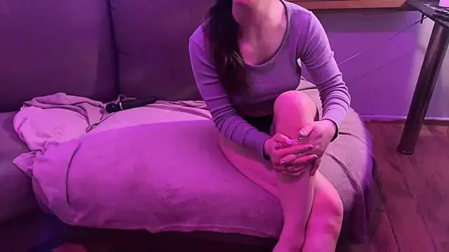 MiliExteraaa from StripChat