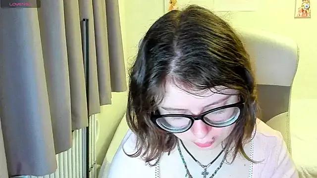 MilisaSweet777 from StripChat