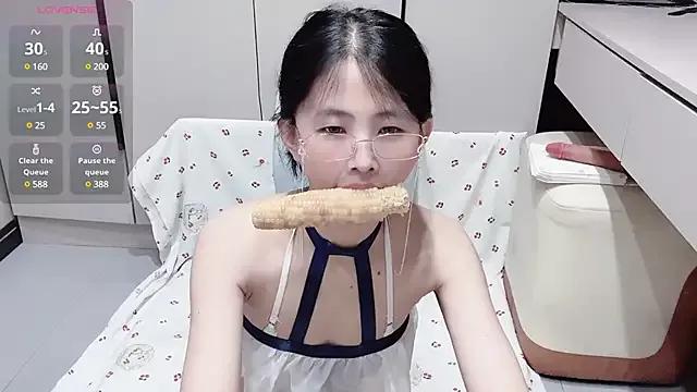 Milk-tea-888 from StripChat is Freechat