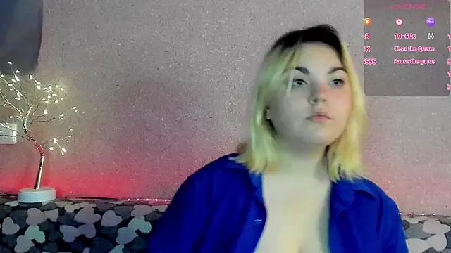 MilkSteps from StripChat is Freechat