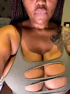 Streaming ebony strippers: Ignite your senses with our versed cam hosts, who make chatting hot and kinky at the same time.