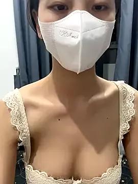 Milla_18xxx from StripChat